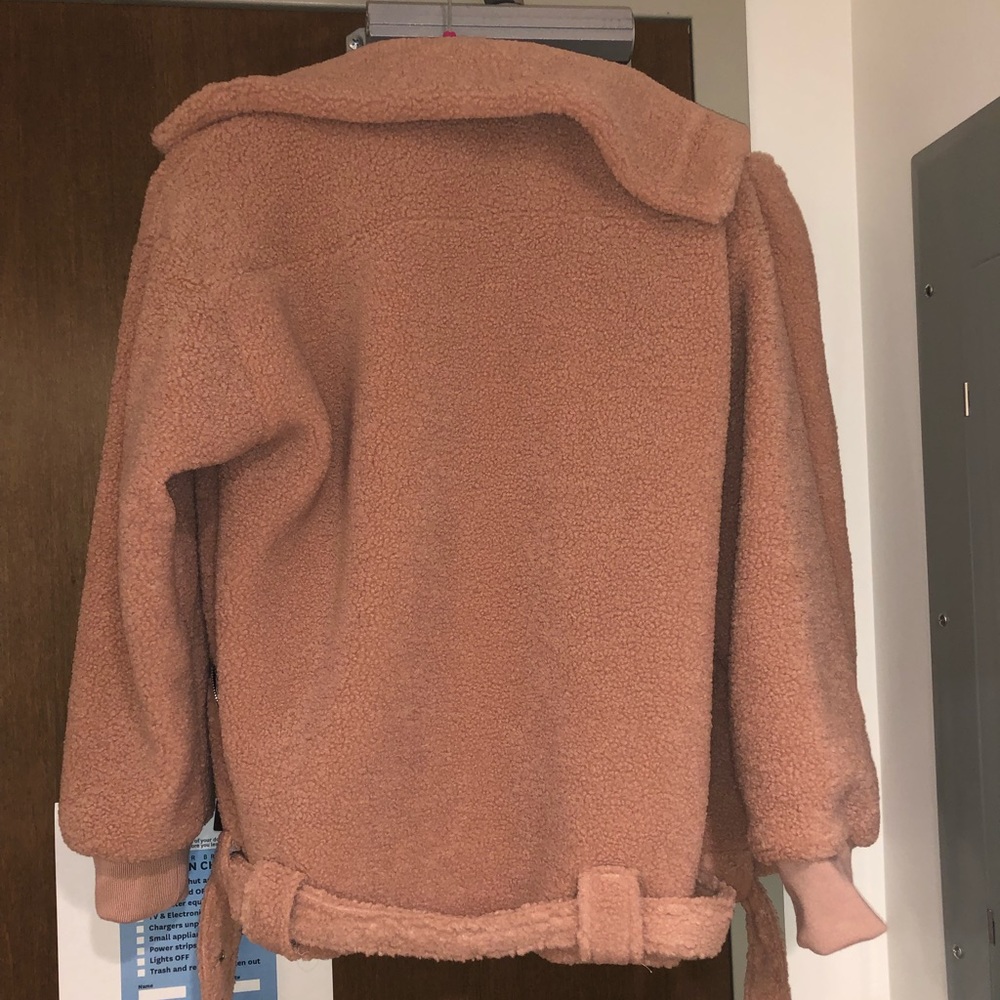 Millbury sherpa jacket! - Picture 3 of 3
